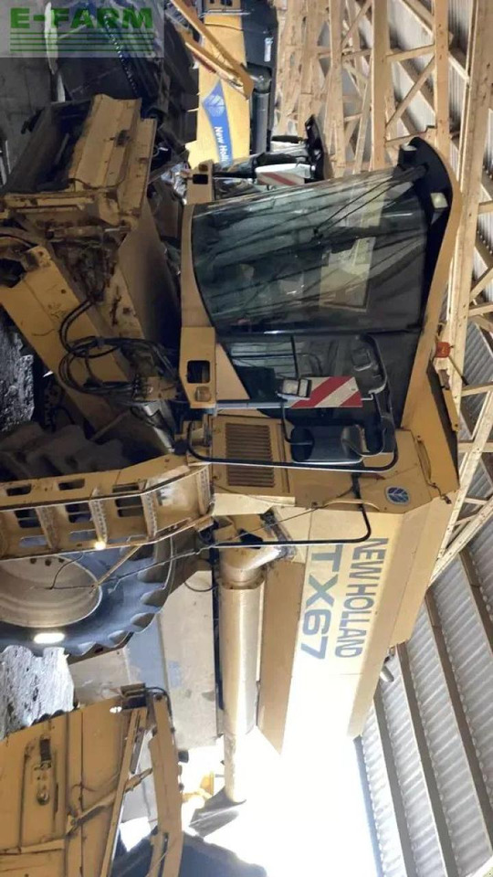 New Holland tx 67 - Maaidorser: afbeelding 1 New Holland tx 67 - Maaidorser: afbeelding 1