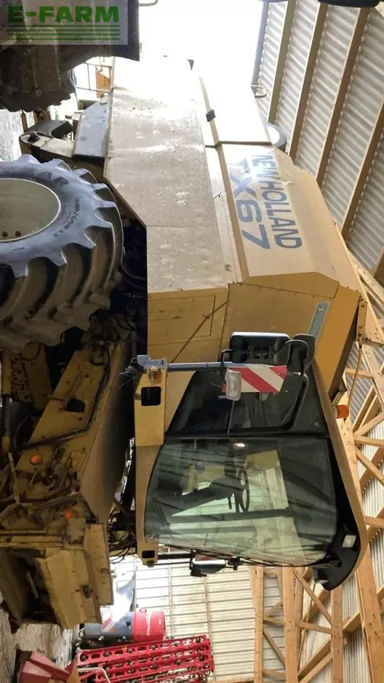 New Holland tx 67 - Maaidorser: afbeelding 3 New Holland tx 67 - Maaidorser: afbeelding 3