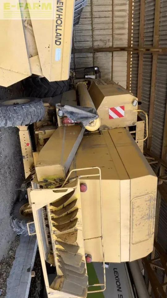 New Holland tx 67 - Maaidorser: afbeelding 5 New Holland tx 67 - Maaidorser: afbeelding 5