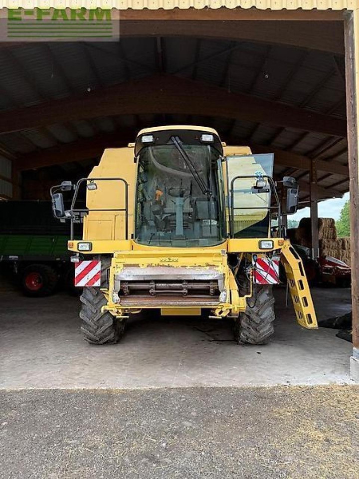 New Holland tx 68 plus mit rapstisch - Maaidorser: afbeelding 1 New Holland tx 68 plus mit rapstisch - Maaidorser: afbeelding 1