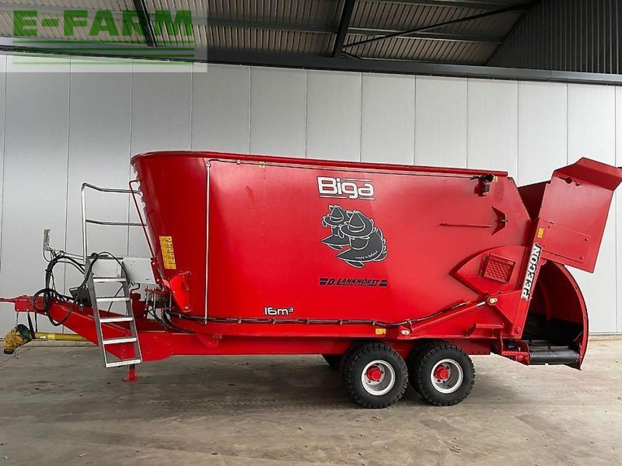 Peecon biga 15-200 twin scoop - Veeteelt materiaal: afbeelding 1 Peecon biga 15-200 twin scoop - Veeteelt materiaal: afbeelding 1