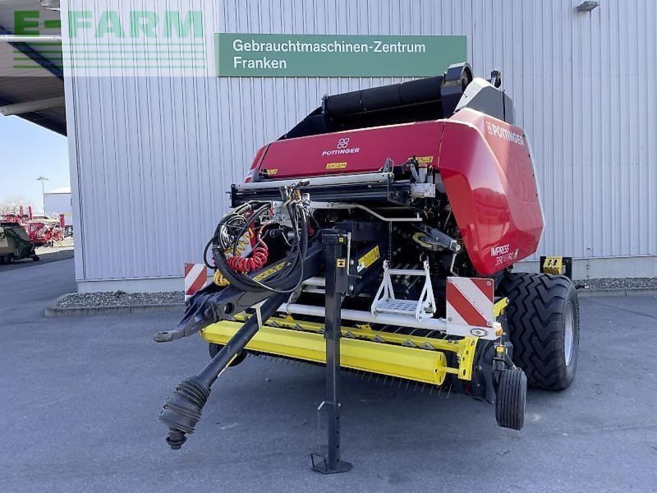 Pöttinger impress 3190 v pro - Vierkante balenpers: afbeelding 1 Pöttinger impress 3190 v pro - Vierkante balenpers: afbeelding 1