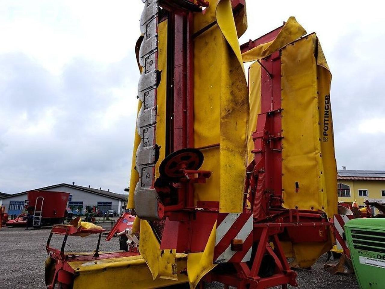 Pöttinger novacat 8600 - Maaimachine: afbeelding 3 Pöttinger novacat 8600 - Maaimachine: afbeelding 3