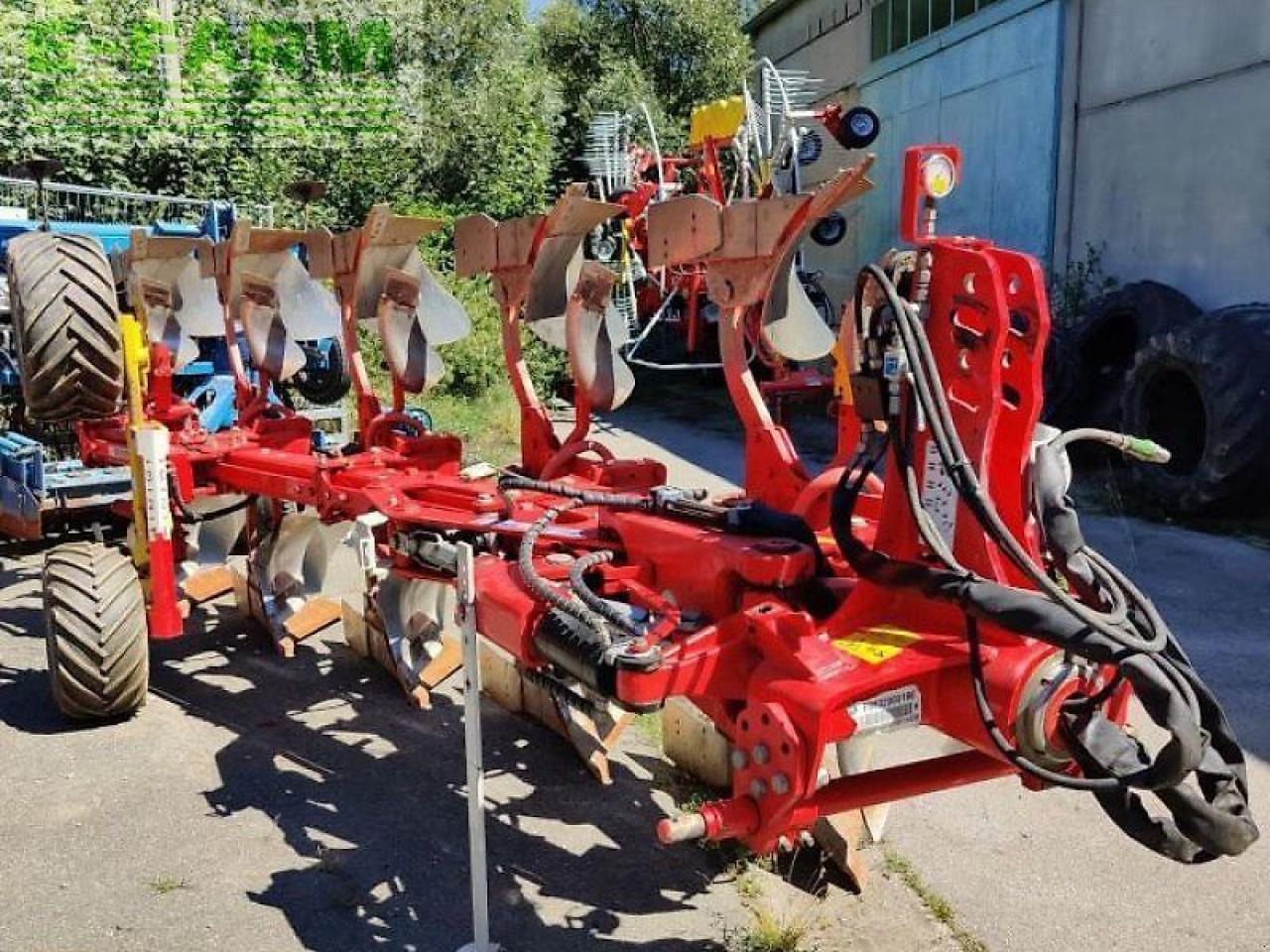 Pöttinger servo 45 m plus nova fünfschar - Ploeg: afbeelding 2 Pöttinger servo 45 m plus nova fünfschar - Ploeg: afbeelding 2