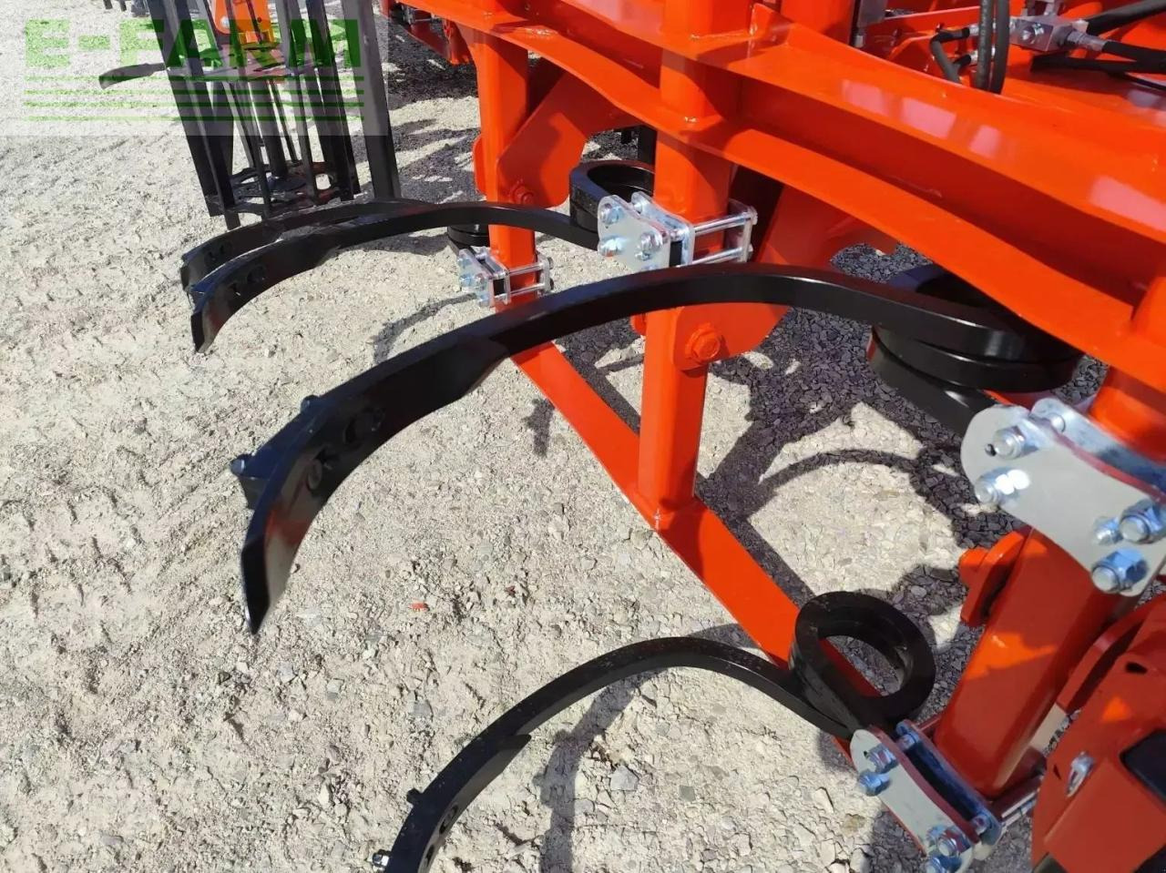 Quivogne clr 35 - Cultivator: afbeelding 5 Quivogne clr 35 - Cultivator: afbeelding 5