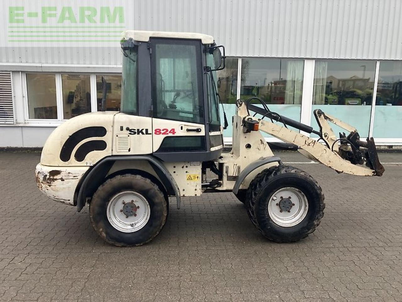 Schaeff skl 824 - Minigraafmachine: afbeelding 3 Schaeff skl 824 - Minigraafmachine: afbeelding 3