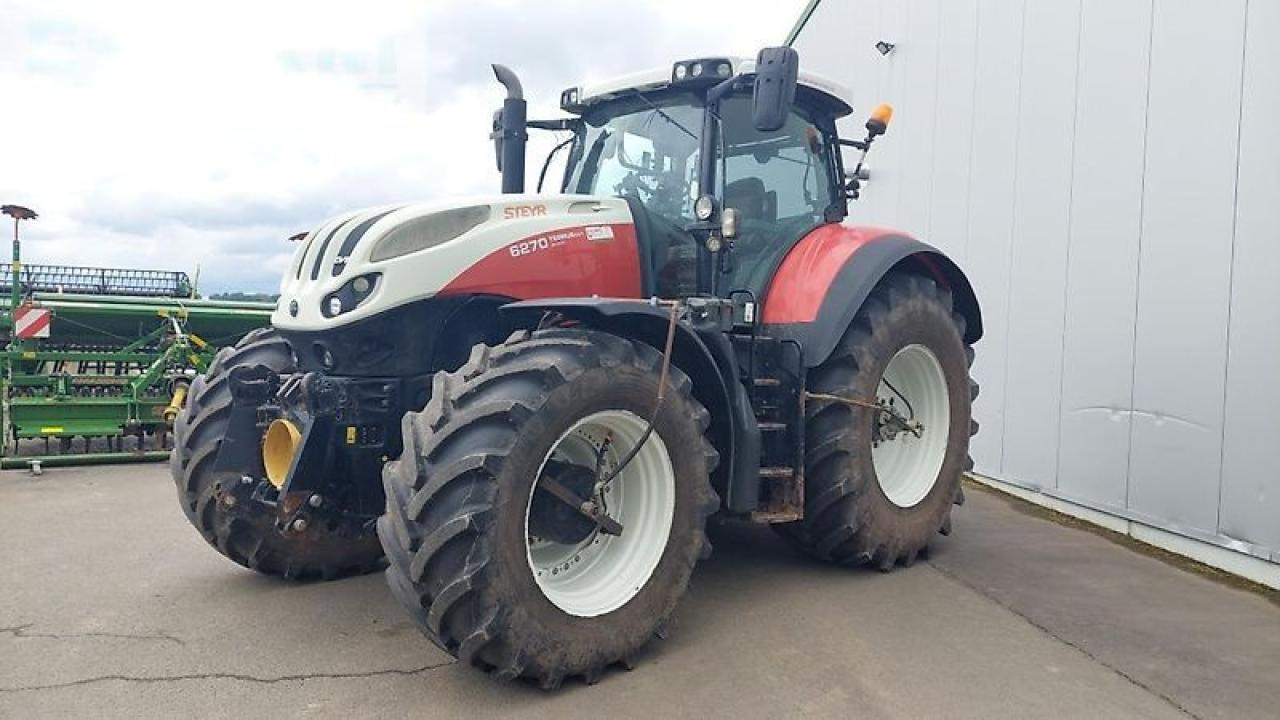 Steyr 6270 terrus cvt CVT - Tractor: afbeelding 1 Steyr 6270 terrus cvt CVT - Tractor: afbeelding 1