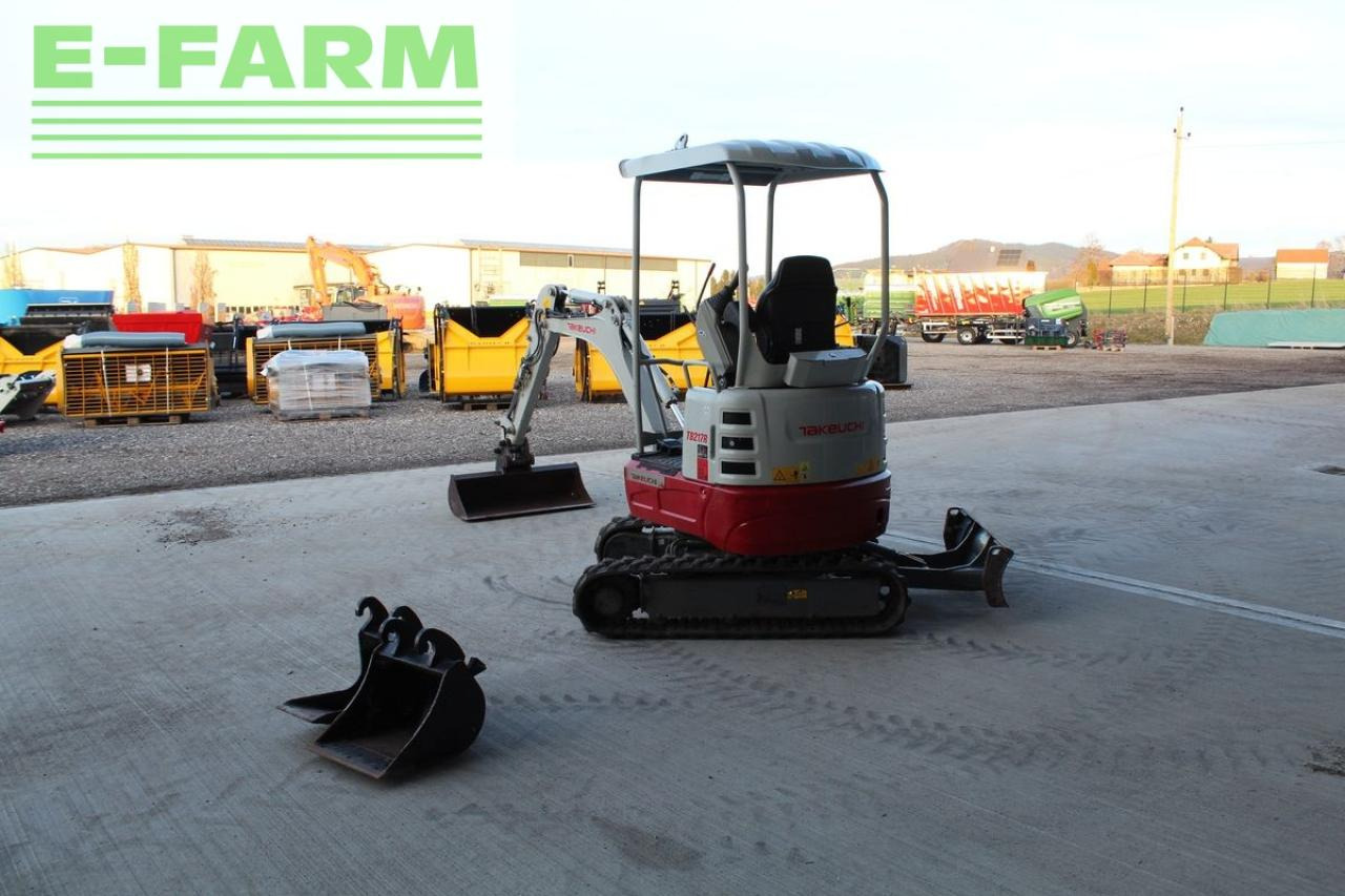 Takeuchi takeuchi tb 217 r minibagger - bagger - Minigraafmachine: afbeelding 5 Takeuchi takeuchi tb 217 r minibagger - bagger - Minigraafmachine: afbeelding 5