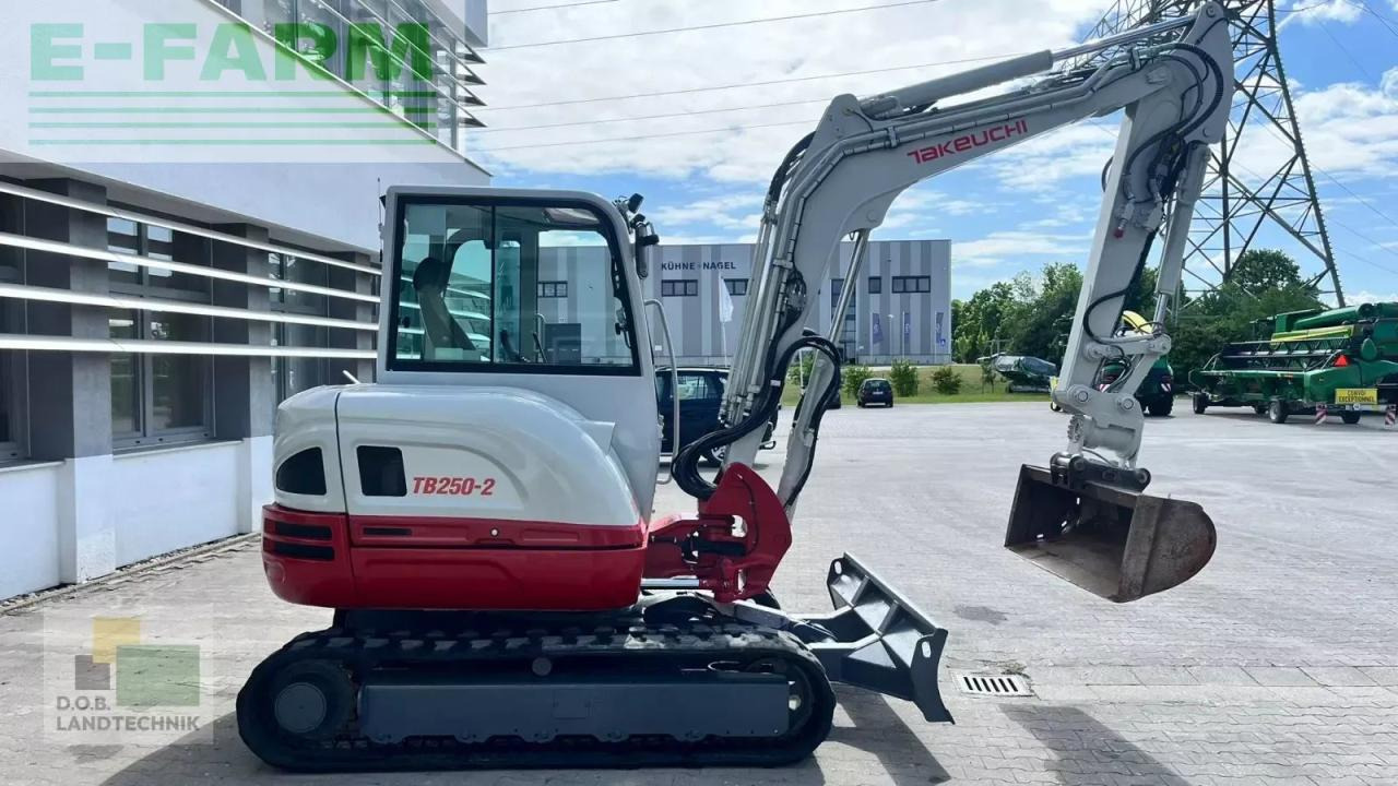 Takeuchi tb 250 - Minigraafmachine: afbeelding 4 Takeuchi tb 250 - Minigraafmachine: afbeelding 4