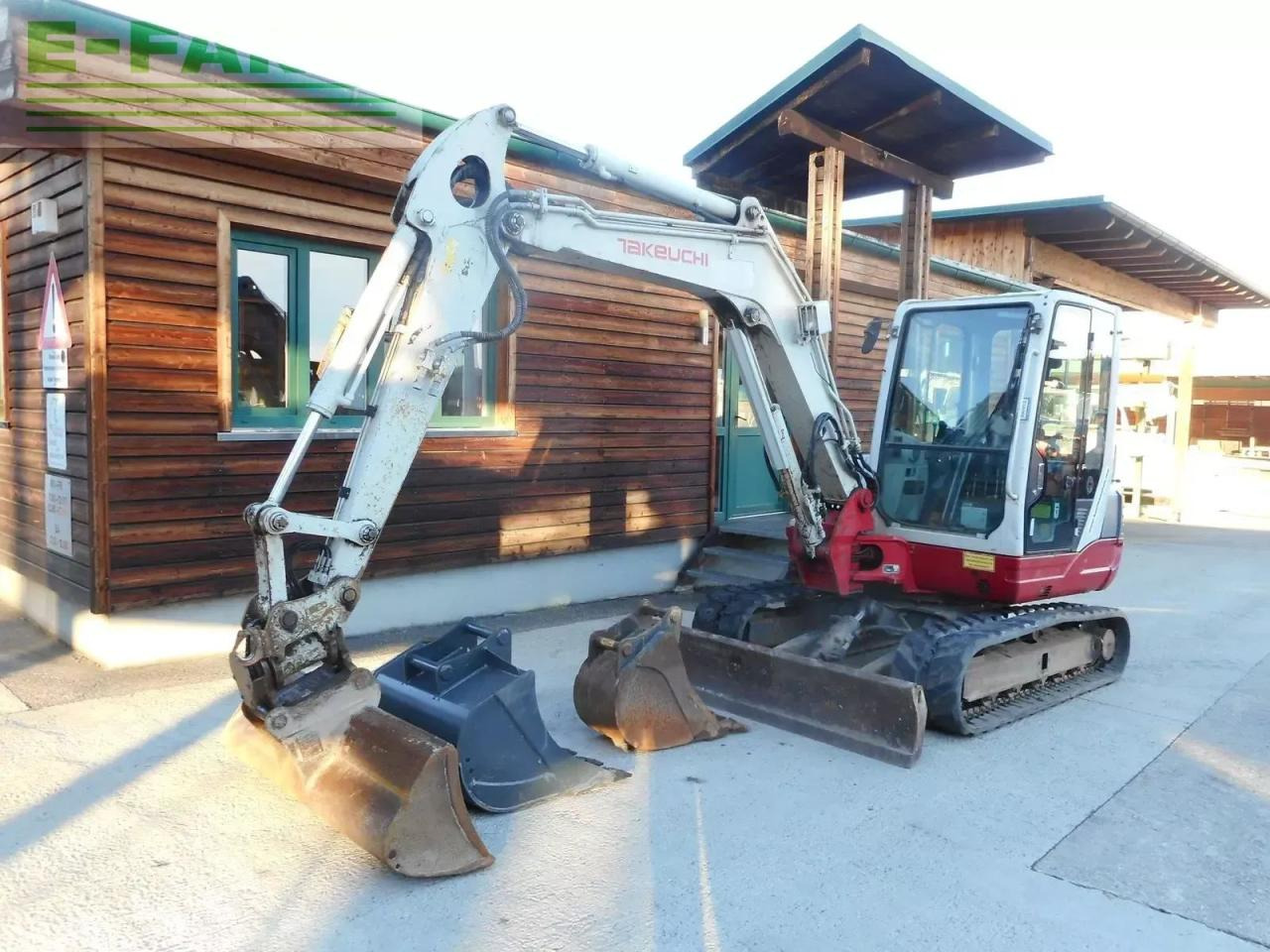 Takeuchi tb 250 mit powertilt + hydr. sw + 3 löffel - Minigraafmachine: afbeelding 2 Takeuchi tb 250 mit powertilt + hydr. sw + 3 löffel - Minigraafmachine: afbeelding 2