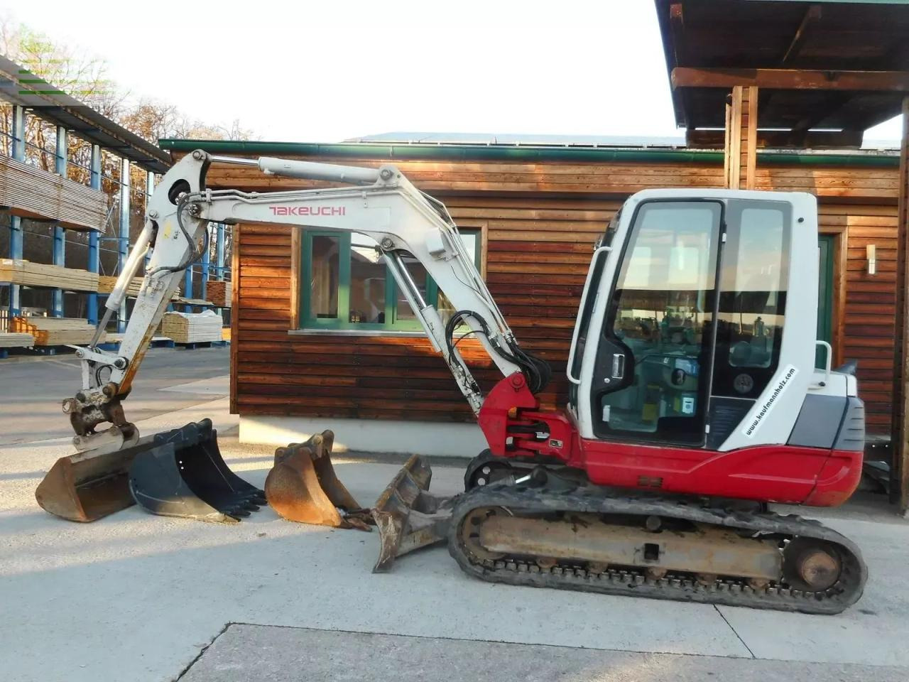 Takeuchi tb 250 mit powertilt + hydr. sw + 3 löffel - Minigraafmachine: afbeelding 1 Takeuchi tb 250 mit powertilt + hydr. sw + 3 löffel - Minigraafmachine: afbeelding 1