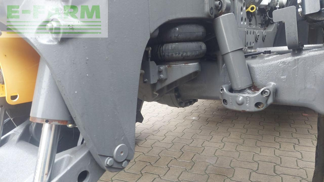 Valtra T 174 - Tractor: afbeelding 2 Valtra T 174 - Tractor: afbeelding 2
