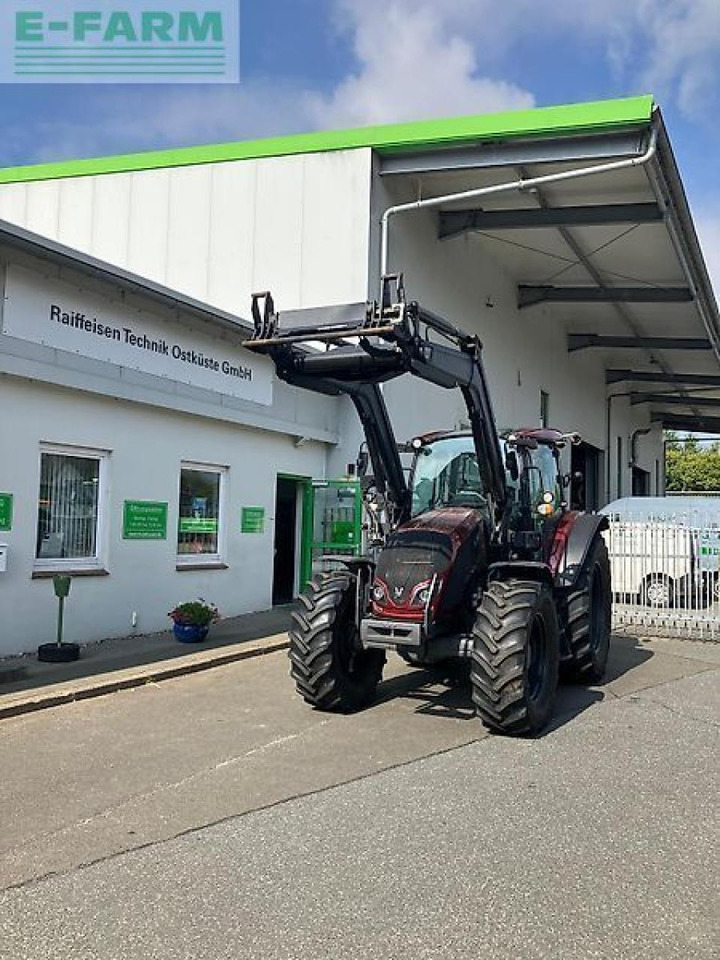 Valtra a114mh4 - Tractor: afbeelding 1 Valtra a114mh4 - Tractor: afbeelding 1