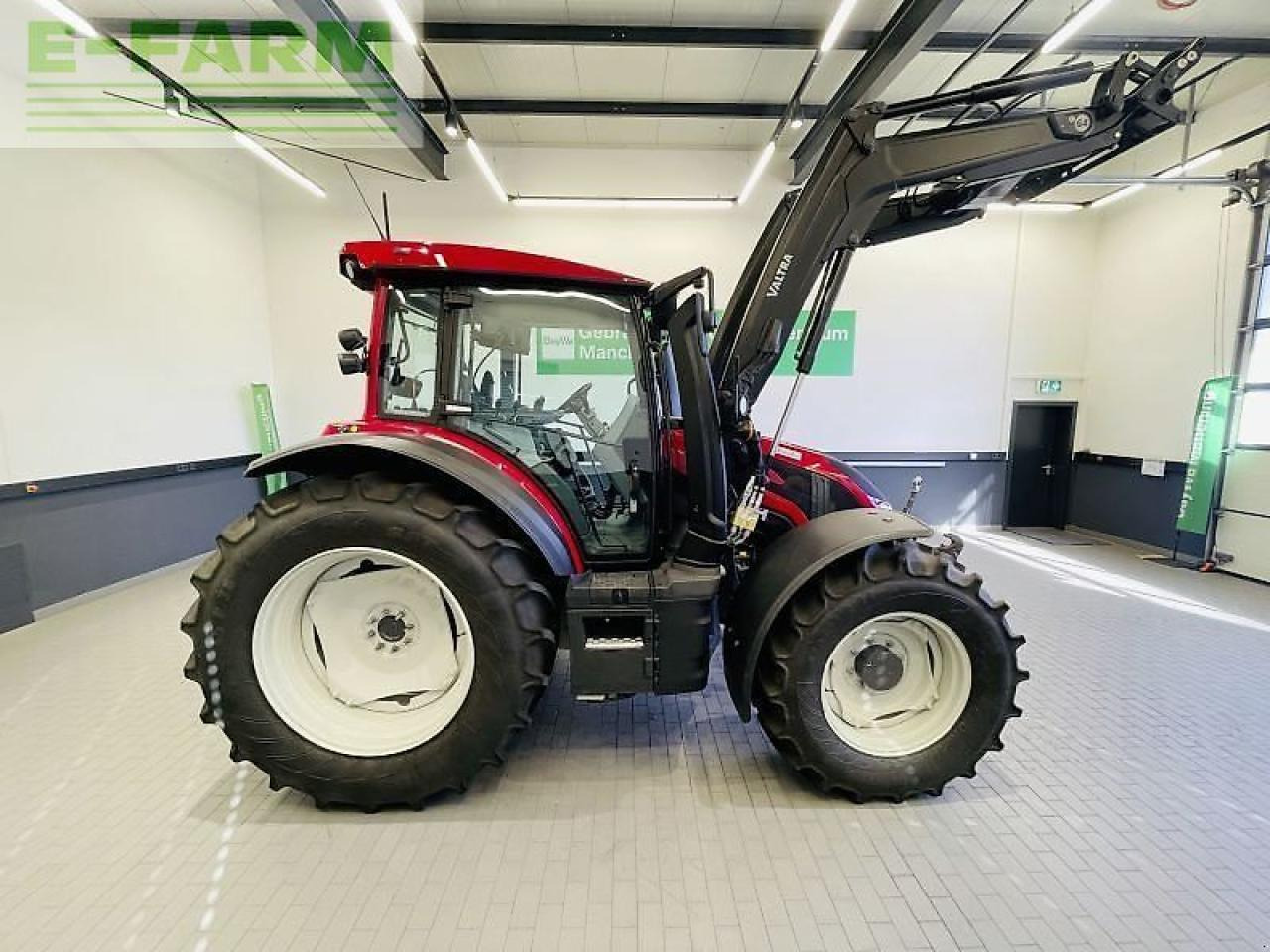 Valtra g135a - Tractor: afbeelding 4 Valtra g135a - Tractor: afbeelding 4