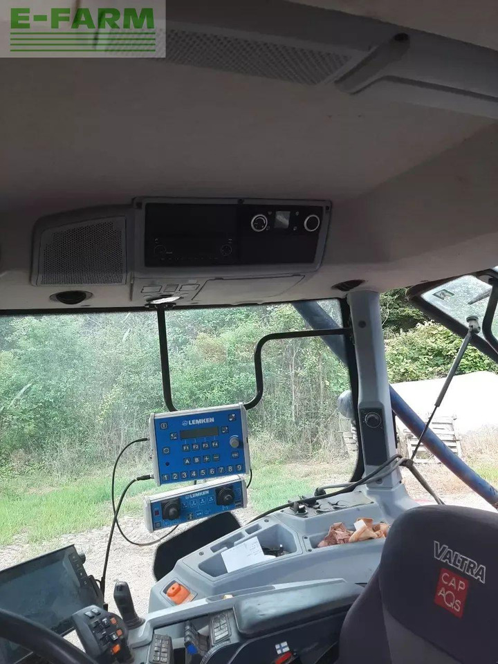 Tractor Valtra n 134 versu Versu: afbeelding 6