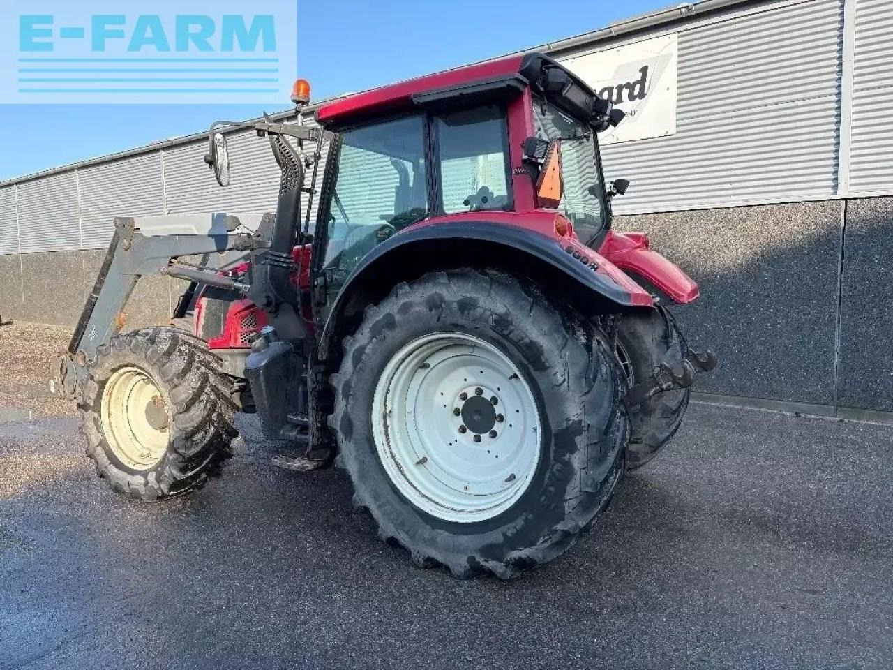 Valtra n 143 - Tractor: afbeelding 2 Valtra n 143 - Tractor: afbeelding 2