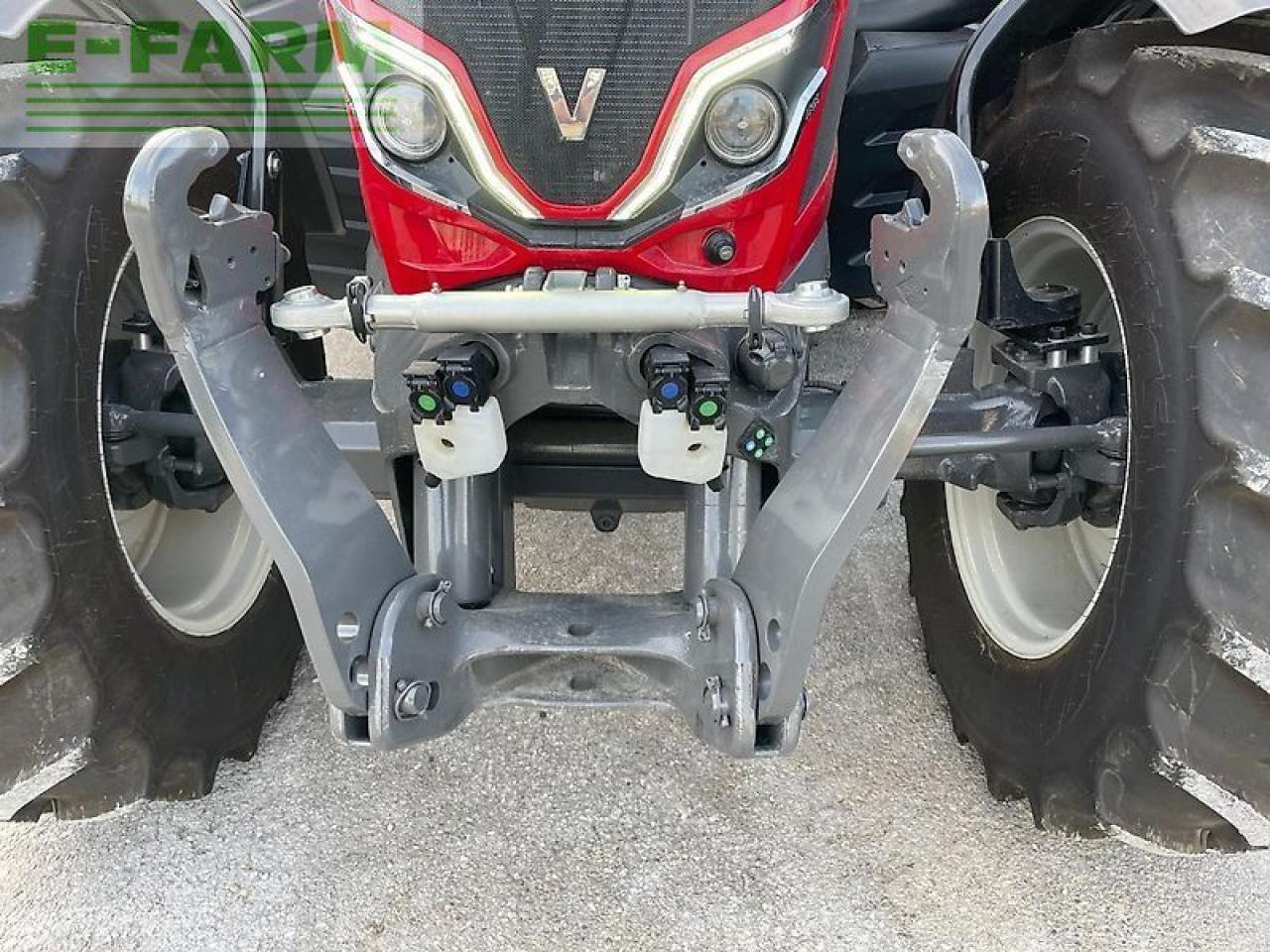 Tractor Valtra n155: afbeelding 9