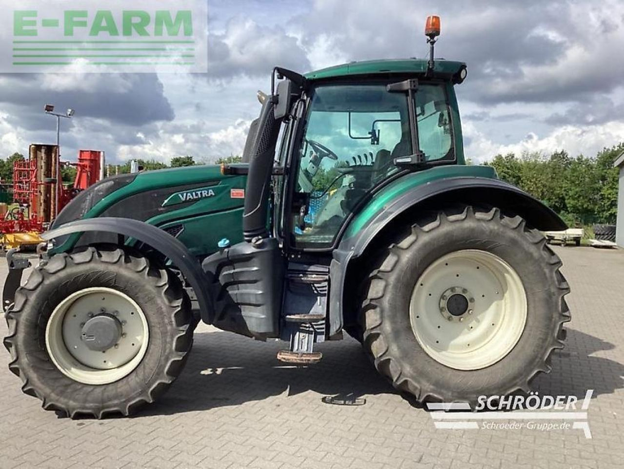 Valtra t 154 h - Tractor: afbeelding 5 Valtra t 154 h - Tractor: afbeelding 5
