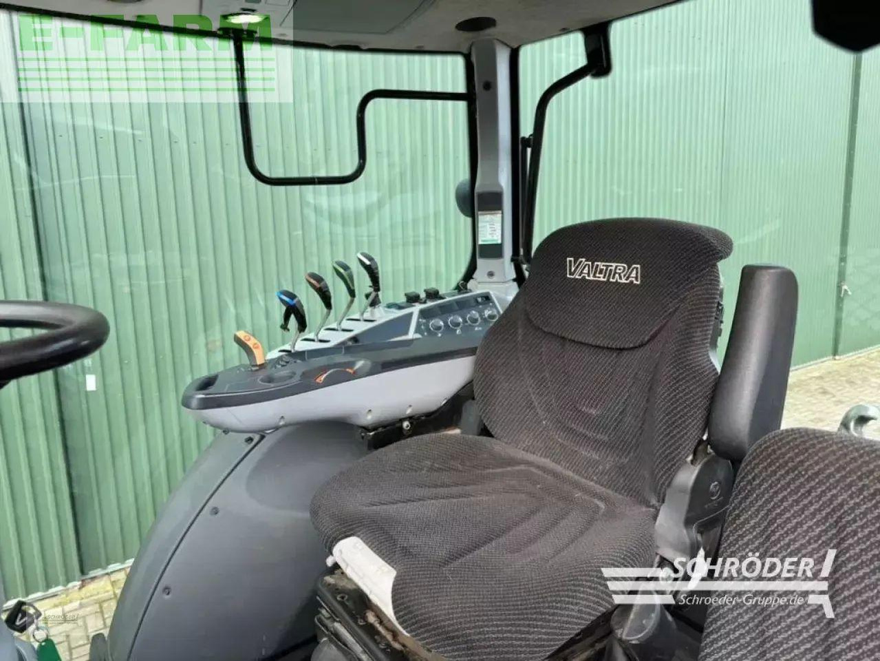 Tractor Valtra t 174 ea: afbeelding 18 Tractor Valtra t 174 ea: afbeelding 18