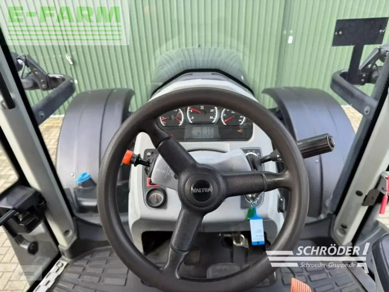 Tractor Valtra t 174 ea: afbeelding 21 Tractor Valtra t 174 ea: afbeelding 21
