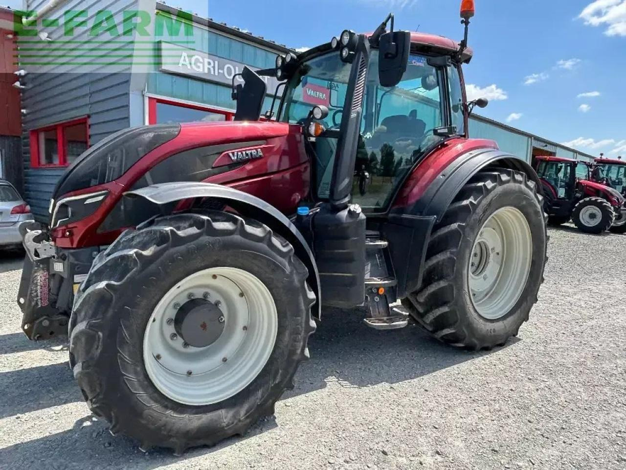 Valtra t174 active - Tractor: afbeelding 1 Valtra t174 active - Tractor: afbeelding 1