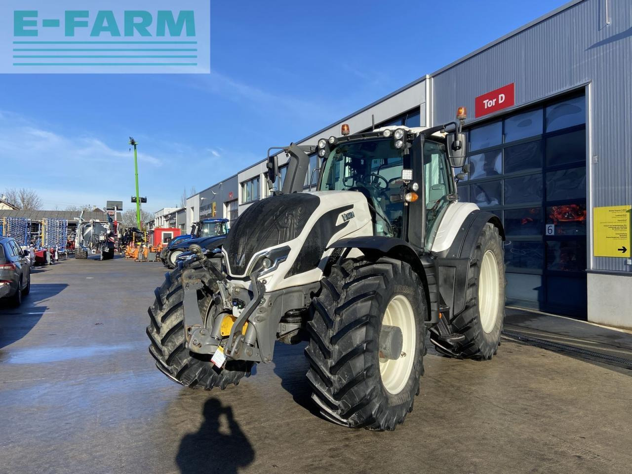 Valtra t215 direct Direct - Tractor: afbeelding 1 Valtra t215 direct Direct - Tractor: afbeelding 1