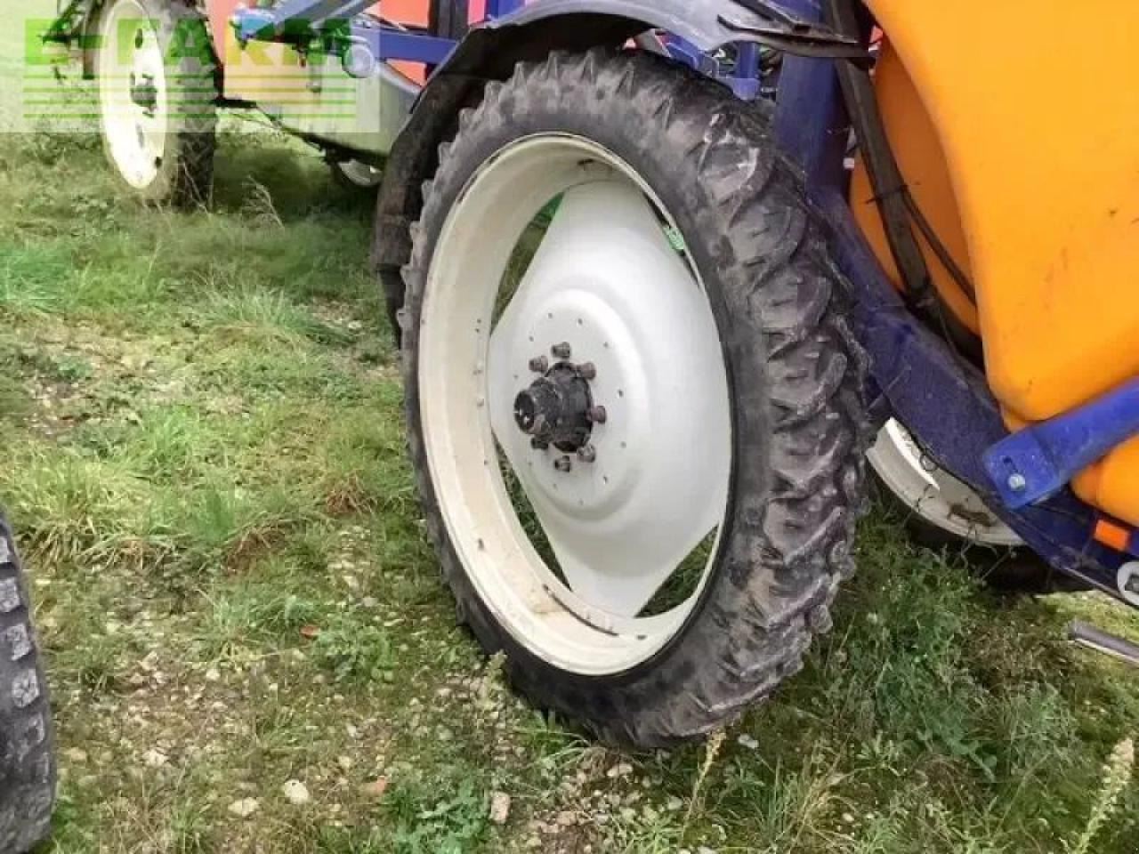 Olympia320s - Getrokken veldspuit: afbeelding 5 Olympia320s - Getrokken veldspuit: afbeelding 5