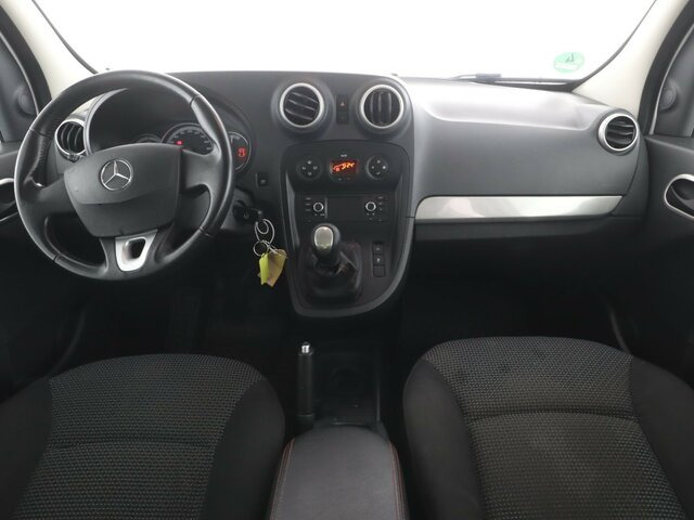 MERCEDES-BENZ Citan 111 Tourer,Klima,Sitzheizung,Tempomat,AHK... - Personenvervoer: afbeelding 2 MERCEDES-BENZ Citan 111 Tourer,Klima,Sitzheizung,Tempomat,AHK... - Personenvervoer: afbeelding 2