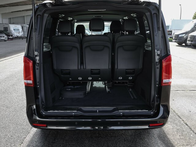 MERCEDES-BENZ EQV 300 Avantgarde Line,lang,7Sitze,2xKlima,LED... - Personenvervoer, Elektrische bedrijfswagen: afbeelding 2 MERCEDES-BENZ EQV 300 Avantgarde Line,lang,7Sitze,2xKlima,LED... - Personenvervoer, Elektrische bedrijfswagen: afbeelding 2