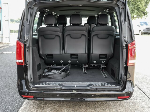 MERCEDES-BENZ EQV 300 Avantgarde Line,lang,7Sitze,2xKlima,LED - Minibus, Elektrische bus: afbeelding 2 MERCEDES-BENZ EQV 300 Avantgarde Line,lang,7Sitze,2xKlima,LED - Minibus, Elektrische bus: afbeelding 2