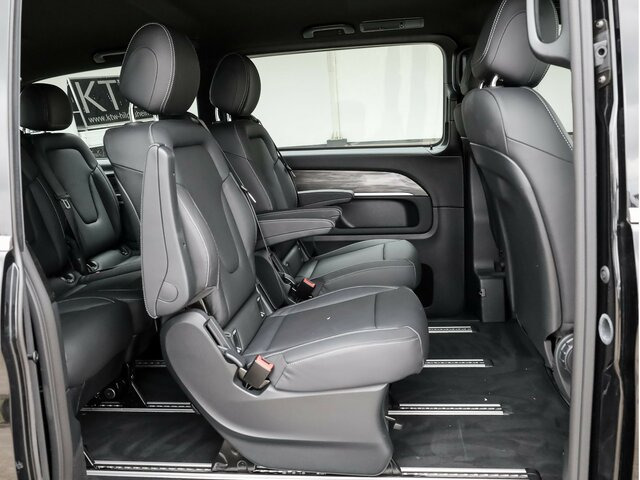 MERCEDES-BENZ EQV 300 Avantgarde Line,lang,7Sitze,2xKlima,LED - Minibus, Elektrische bus: afbeelding 4 MERCEDES-BENZ EQV 300 Avantgarde Line,lang,7Sitze,2xKlima,LED - Minibus, Elektrische bus: afbeelding 4