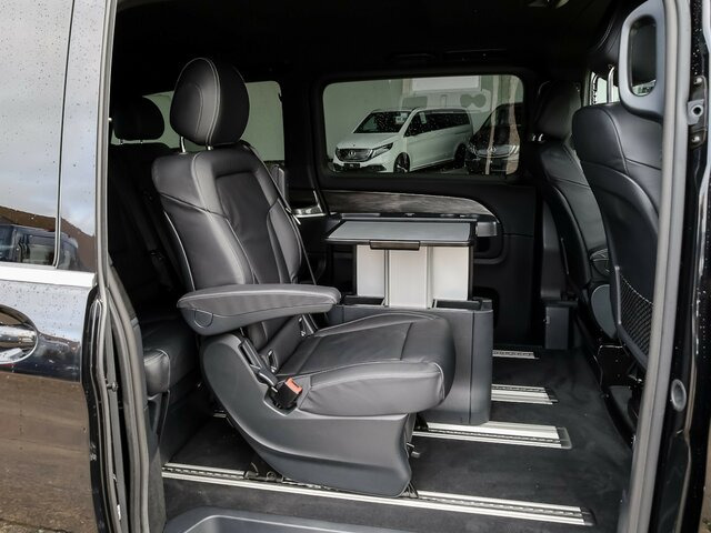 MERCEDES-BENZ EQV 300 Avantgarde,lang,6Sitze,2xSchiebetür el.... - Personenvervoer, Elektrische bedrijfswagen: afbeelding 4 MERCEDES-BENZ EQV 300 Avantgarde,lang,6Sitze,2xSchiebetür el.... - Personenvervoer, Elektrische bedrijfswagen: afbeelding 4