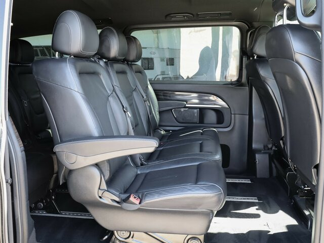 MERCEDES-BENZ EQV 300 Extralang Avantgarde,8-Sitzer,TaxiPaket... - Minibus, Elektrische bus: afbeelding 4 MERCEDES-BENZ EQV 300 Extralang Avantgarde,8-Sitzer,TaxiPaket... - Minibus, Elektrische bus: afbeelding 4