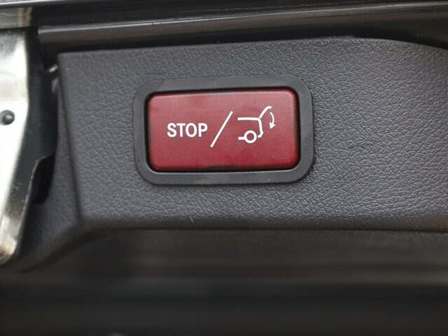 MERCEDES-BENZ EQV 300 lang,8Sitzer,2xSchiebetür,360°Kamera... - Minibus, Elektrische bus: afbeelding 3 MERCEDES-BENZ EQV 300 lang,8Sitzer,2xSchiebetür,360°Kamera... - Minibus, Elektrische bus: afbeelding 3