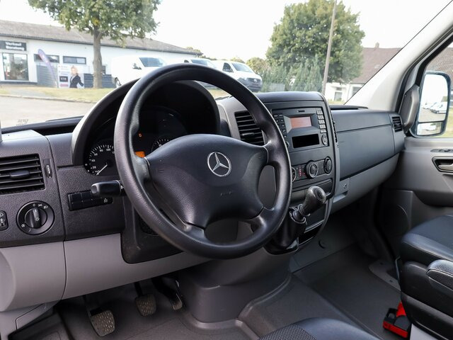 MERCEDES-BENZ Sprinter 316CDI DOKA,Allrad,AHK,Standhzg.... - Huifzeil bedrijfswagen, Bestelwagen met dubbele cabine: afbeelding 4 MERCEDES-BENZ Sprinter 316CDI DOKA,Allrad,AHK,Standhzg.... - Huifzeil bedrijfswagen, Bestelwagen met dubbele cabine: afbeelding 4