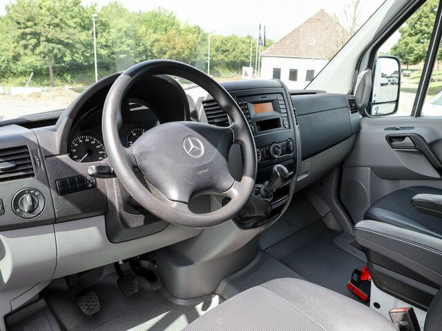 MERCEDES-BENZ Sprinter 316CDI DOKA,Allrad,Klima,Standhzg. - Bestelwagen met open laadbak, Bestelwagen met dubbele cabine: afbeelding 4 MERCEDES-BENZ Sprinter 316CDI DOKA,Allrad,Klima,Standhzg. - Bestelwagen met open laadbak, Bestelwagen met dubbele cabine: afbeelding 4