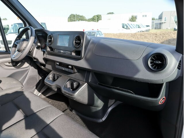 MERCEDES-BENZ Sprinter 317 Maxi,9GTronic,MBUX,Kamera,Navi... - Gesloten bestelwagen: afbeelding 4 MERCEDES-BENZ Sprinter 317 Maxi,9GTronic,MBUX,Kamera,Navi... - Gesloten bestelwagen: afbeelding 4