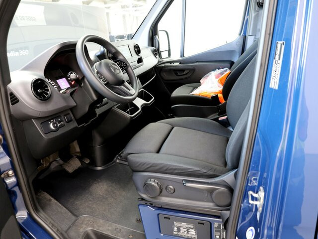 MERCEDES-BENZ Sprinter 319CDI DOKA,Allrad,Automatik,MBUX - Bestelwagen met open laadbak, Bestelwagen met dubbele cabine: afbeelding 2 MERCEDES-BENZ Sprinter 319CDI DOKA,Allrad,Automatik,MBUX - Bestelwagen met open laadbak, Bestelwagen met dubbele cabine: afbeelding 2