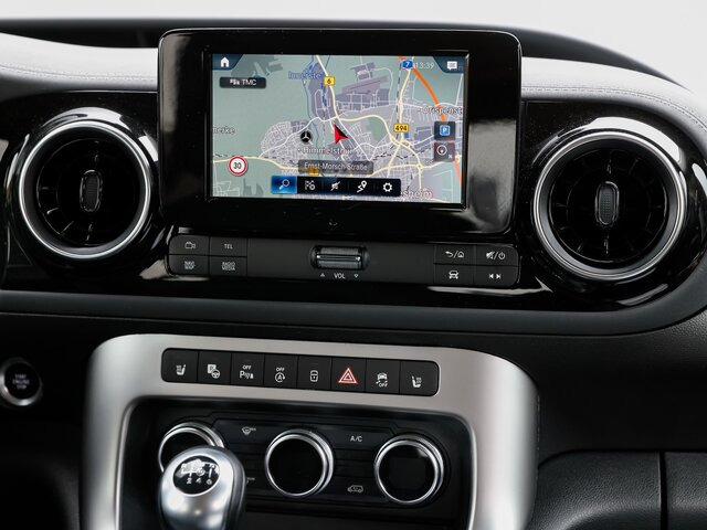 MERCEDES-BENZ T 180 Progressive,AHK,LED,Navi,Kamera,Tempomat... - Personenvervoer: afbeelding 4 MERCEDES-BENZ T 180 Progressive,AHK,LED,Navi,Kamera,Tempomat... - Personenvervoer: afbeelding 4