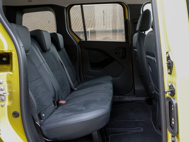 MERCEDES-BENZ T 180 Progressive,AHK,LED,Navi,Kamera,Tempomat... - Personenvervoer: afbeelding 2 MERCEDES-BENZ T 180 Progressive,AHK,LED,Navi,Kamera,Tempomat... - Personenvervoer: afbeelding 2