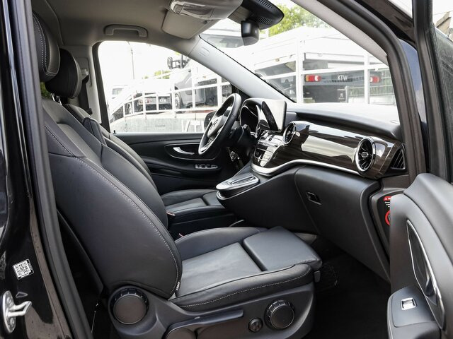 MERCEDES-BENZ V 300 Avantgarde Extralang,2xSchiebetür elektr.... - Personenvervoer: afbeelding 3 MERCEDES-BENZ V 300 Avantgarde Extralang,2xSchiebetür elektr.... - Personenvervoer: afbeelding 3