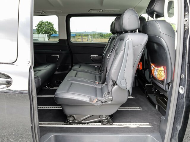 MERCEDES-BENZ V 300 Edition Extralang,2xSchiebetür el.,8Sitzer... - Personenvervoer: afbeelding 5 MERCEDES-BENZ V 300 Edition Extralang,2xSchiebetür el.,8Sitzer... - Personenvervoer: afbeelding 5