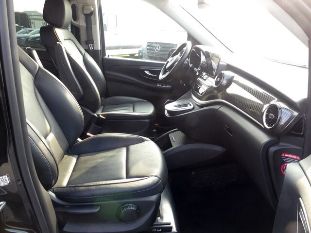 MERCEDES-BENZ V 300 Edition Extralang,2xSchiebetür el.,8Sitzer... - Personenvervoer: afbeelding 3 MERCEDES-BENZ V 300 Edition Extralang,2xSchiebetür el.,8Sitzer... - Personenvervoer: afbeelding 3