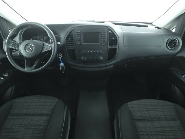 MERCEDES-BENZ Vito 114 TourerPro,Extralang,8Sitzer,Automatik... - Minibus, Personenvervoer: afbeelding 2 MERCEDES-BENZ Vito 114 TourerPro,Extralang,8Sitzer,Automatik... - Minibus, Personenvervoer: afbeelding 2