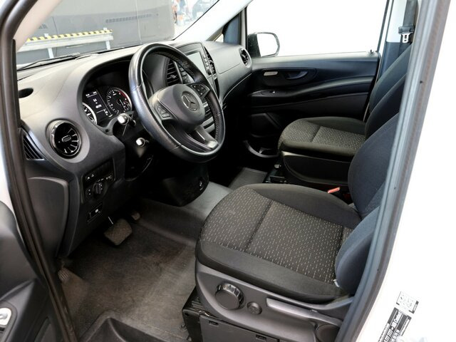 MERCEDES-BENZ Vito 114 TourerPro,Extralang,8Sitzer,Automatik... - Personenvervoer: afbeelding 2 MERCEDES-BENZ Vito 114 TourerPro,Extralang,8Sitzer,Automatik... - Personenvervoer: afbeelding 2