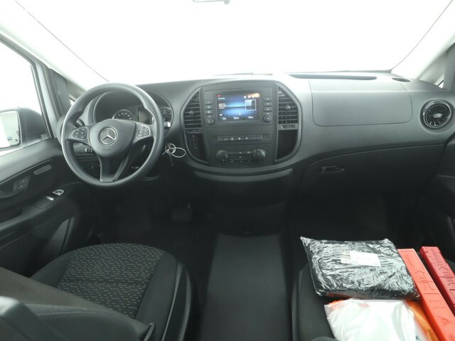 MERCEDES-BENZ Vito 114 TourerPro,Extralang,8Sitzer,Automatik... - Minibus, Personenvervoer: afbeelding 2 MERCEDES-BENZ Vito 114 TourerPro,Extralang,8Sitzer,Automatik... - Minibus, Personenvervoer: afbeelding 2