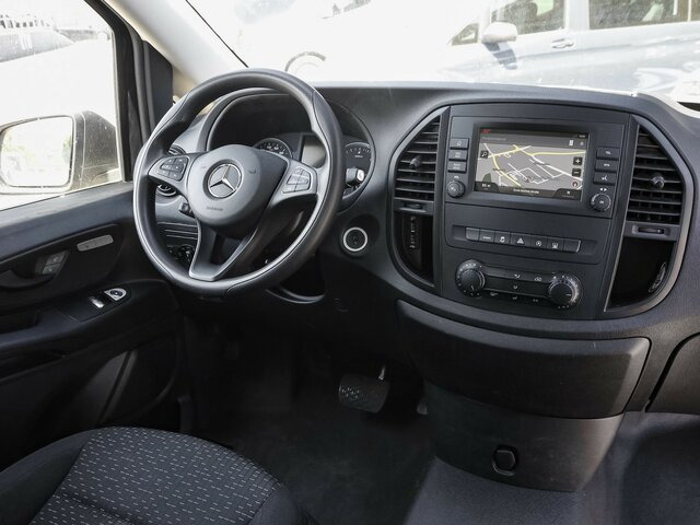 MERCEDES-BENZ Vito 114 TourerPro,lang,Automatik,8Sitze,Kamera... - Personenvervoer: afbeelding 5 MERCEDES-BENZ Vito 114 TourerPro,lang,Automatik,8Sitze,Kamera... - Personenvervoer: afbeelding 5