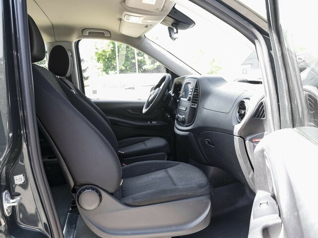 MERCEDES-BENZ Vito 114 TourerPro,lang,Automatik,8Sitze,Kamera - Minibus, Personenvervoer: afbeelding 2 MERCEDES-BENZ Vito 114 TourerPro,lang,Automatik,8Sitze,Kamera - Minibus, Personenvervoer: afbeelding 2