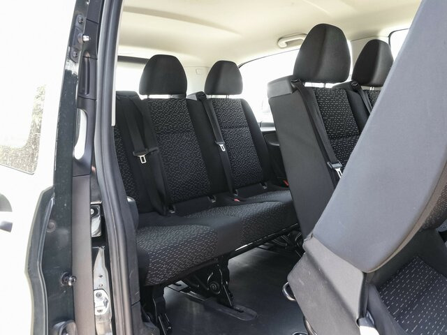 MERCEDES-BENZ Vito 114 TourerPro,lang,Automatik,8Sitze,Kamera... - Minibus, Personenvervoer: afbeelding 4 MERCEDES-BENZ Vito 114 TourerPro,lang,Automatik,8Sitze,Kamera... - Minibus, Personenvervoer: afbeelding 4
