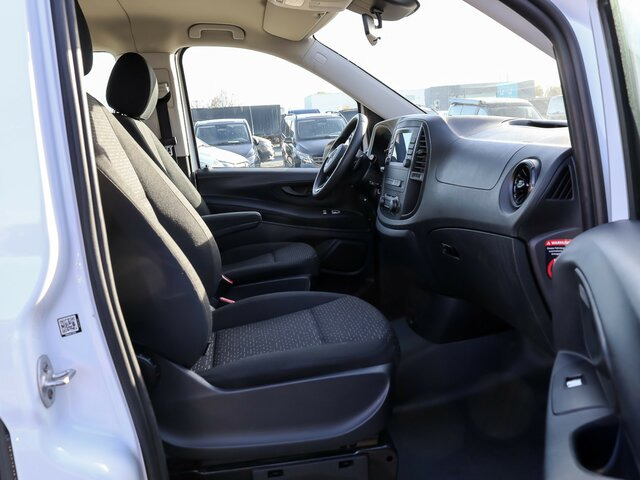 MERCEDES-BENZ Vito 114 TourerPro,lang,Automatik,8Sitze,Kamera... - Personenvervoer: afbeelding 3 MERCEDES-BENZ Vito 114 TourerPro,lang,Automatik,8Sitze,Kamera... - Personenvervoer: afbeelding 3